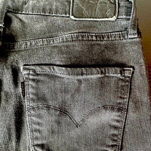 Levi's Black 721 Hi-Rise Skinny Jeans